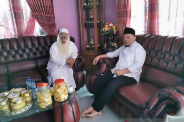 Ketua DPD RI La Nyalla ke Abuya Syar'i Ciomas dalam safari ke Banten