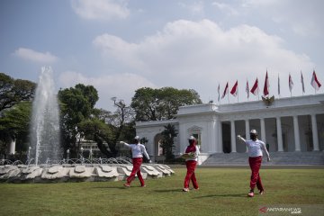 Latihan Penaikan Bendera Upacara HUT ke-75 RI mulai digelar di Istana