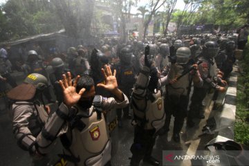 Pengamanan Unjuk Rasa Tolak RUU Omnibus Law