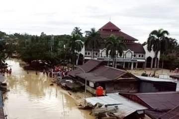 Banjir bandang di Masamba