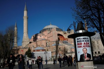 Pengamat: Hagia Sophia jadi masjid tunjukkan eksistensi Erdogan