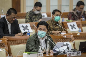 Raker Komisi VI DPR dengan Menteri BUMN