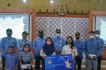 Jaminan Pendidikan Daerah Yogyakarta Disalurkan Nontunai Melalui Kjb Antara News
