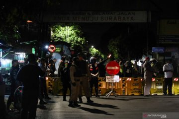 Sejumlah warga minta Jalan Rungkut Menanggal Surabaya dibuka lagi