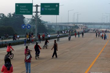 Manfaatkan proyek tol untuk berolah raga