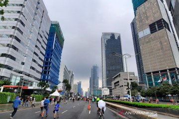 Cuaca Jakarta Senin siang dominan cerah berawan, sebagian hujan