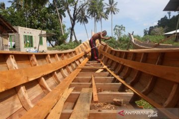 PEMANFAATAN DANA DESA