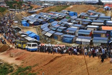 Dirut RSUD Baturaja bantu pengungsi Rohingya Rp100 juta