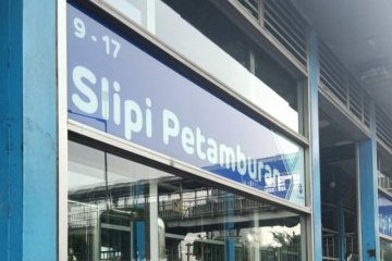Halte TransJakarta Slipi Petamburan ditutup sementara