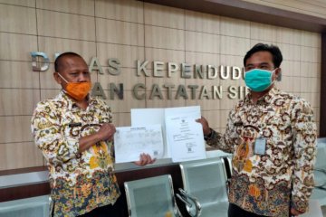 Disdukcapil Depok terbitkan dokumen kependudukan dengan kertas HVS