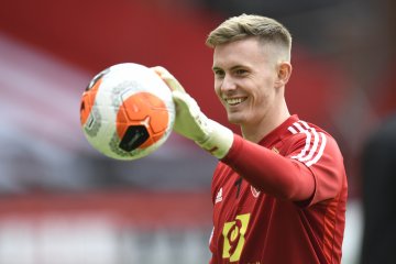 Bantu David De Gea, Berbatov sarankan MU pulangkan Dean Henderson