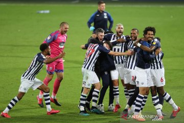 Pesta West Bromwich Albion usai dipastikan promosi ke Liga Premier