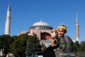Jelang shalat Jumat perdana di Hagia Sophia sejak keputusan perubahan fungsi