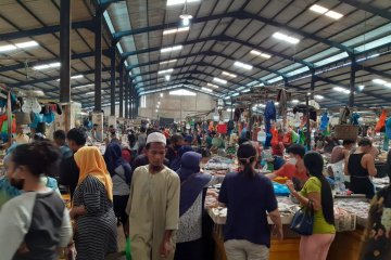 Pedagang di Pasar Bintan Centre tidak terapkan protokol kesehatan