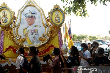 Facebook blokir grup pengkritik Raja Thailand