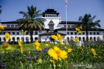 Seratus tahun Gedung Sate di Bandung