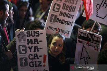 Parlemen Turki sahkan UU media sosial untuk mengatur konten