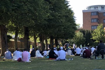 Warga muslim RI di Inggris Shalat Idul Adha di Colchester Castle Park