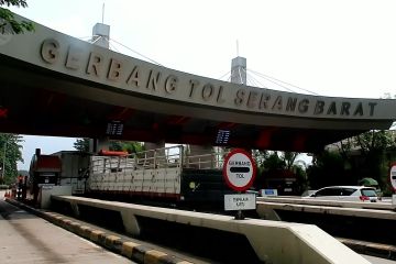 Ruas tol Serang Barat dan Serang Timur ramai lancar