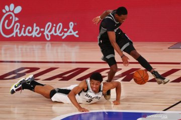 NBA: San Antonio Spurs kalahkan Sacramento Kings 129 - 120