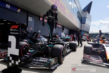 Hamilton rebut pole position ketujuhnya di Silverstone