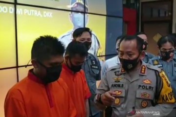 Polisi tahan dua youtuber prank "daging korban sampah" di Palembang