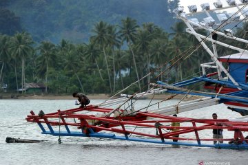 Anggota DPR sebut 95 persen kapal ikan berukuran kecil