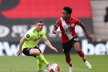 Spurs lepas Walker-Peters dapat Hojbjerg