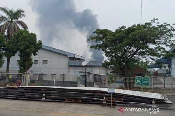 Polisi selidiki penyebab kebakaran pabrik di Sentul Bogor