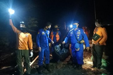 Satu korban tenggelam di Pantai Goa Cemara Bantul ditemukan meninggal