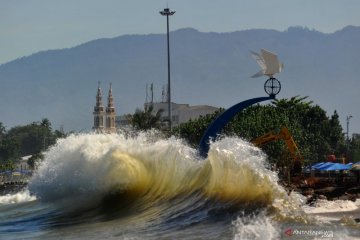 Mitigasi bencana tsunami apabila kapal berada di tengah laut