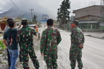 BPBD minta warga secepatnya tinggalkan zona merah Gunung Sinabung