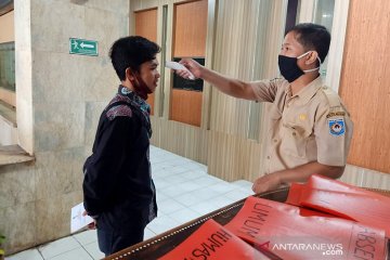 Mataram terapkan sistem satu pintu tekan klaster COVID-19 perkantoran