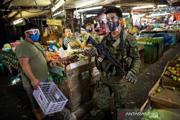 Polisi Filipina patroli wajib masker di pasar