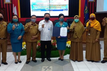 Empat kabupaten di Kalbar raih penghargaan dari BKKBN