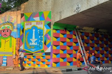 PPSU Tebet Timur hiasi Terowongan Cawang dengan mural