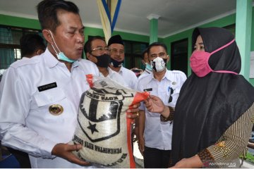 Bantuan beras untuk keluarga tidak menerima bansos tunai