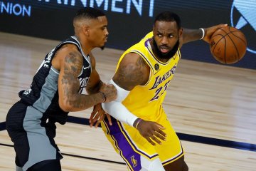 Lakers kalah dari Kings meski kembali diperkuat LeBron James