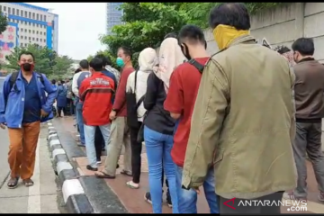 11 ribu warga antre urus tilang di Kejaksaan Negeri Jakarta Barat