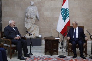 Agamawan Lebanon minta presiden dan PM berdamai
