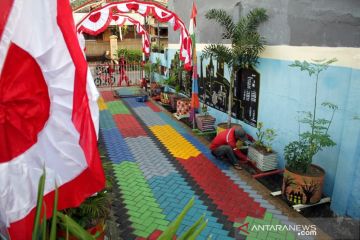 Lomba menghias lorong dalam rangka menyambut HUT Kemerdekaan