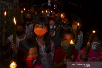 Pawai obor malam kemerdekaan