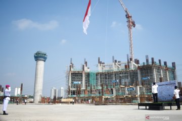 Jakarta Internasional Stadium kibarkan bendera merah putih raksasa