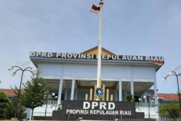 Pulang dari Jakarta, satu anggota DPRD Kepri tertular COVID-19