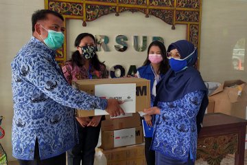 IOM salurkan bantuan APD ke RSUD dan Puskesmas Sidoarjo