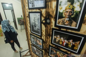 Pameran foto dan lukisan Dayak Kalimantan Tengah Berdaya