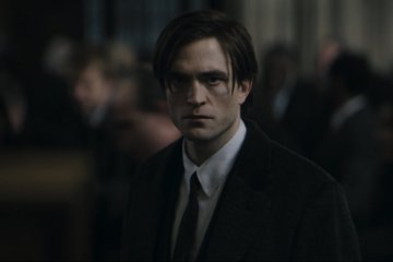 Warner Bros rilis foto baru Robert Pattinson di film "The Batman"