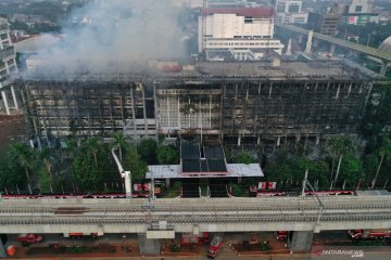 Kondisi gedung Kejaksaan Agung yang terbakar