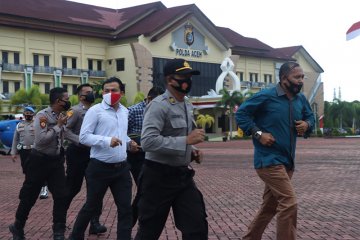 Delapan personel Polda Aceh diberi sanksi karena tidak pakai masker