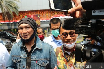 Kapolrestro Jakbar beri sinyalemen barang bukti selain ganja pada EAP